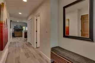 Photo #2: 1012542 Listing