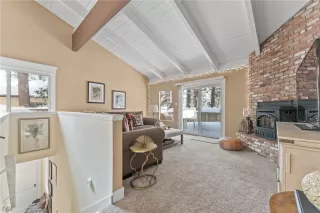 Photo #2: 1013630 Listing