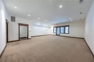 Photo #5: 1013675 Listing