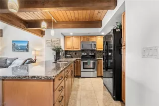 Photo #5: 1013703 Listing 