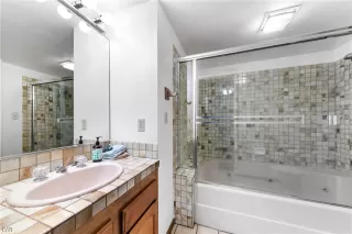Photo #5: 1013723 Listing 