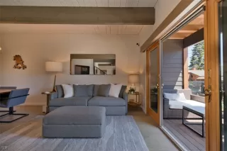 Photo #5: 1013776 Listing 