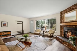 Photo #2: 1013813 Listing