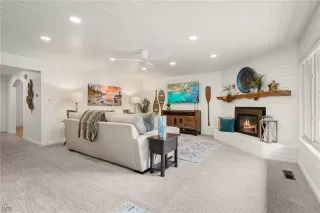 Photo #3: 1013820 Listing 