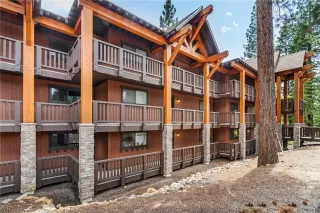 More Details about MLS # 1013871 : 929 SOUTHWOOD BOULEVARD 24