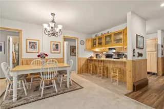 Photo #5: 1013871 Listing