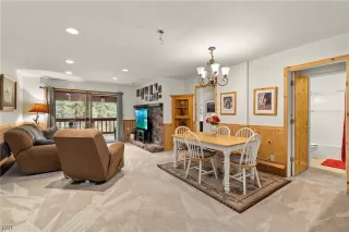 Photo #6: 1013871 Listing