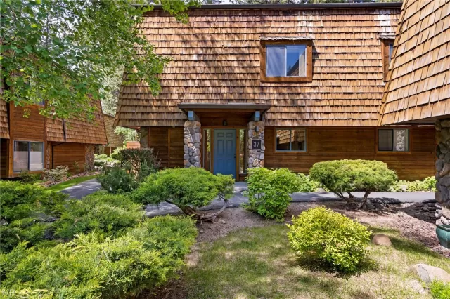 MLS: 1013902 Condo For Sale