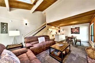 Photo #2: 1014000 Listing 