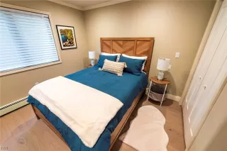 Photo #4: 1014021 Listing