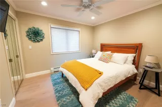 Photo #6: 1014021 Listing