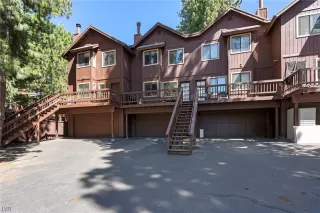 More Details about MLS # 1014023 : 862 SOUTHWOOD BOULEVARD 2