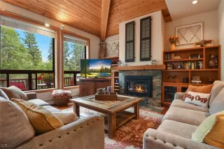 Photo #3: 1014038 Listing