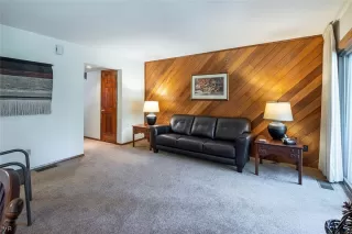 Photo #2: 1014048 Listing 