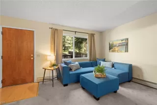 Photo #4: 1014049 Listing 