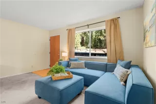 Photo #5: 1014049 Listing 