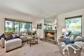 More Details about MLS # 1014051 : 1000 LAKESHORE BOULEVARD 21