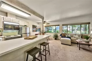 Photo #4: 1014051 Listing 