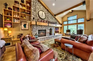 Photo #1: 1014083 Listing