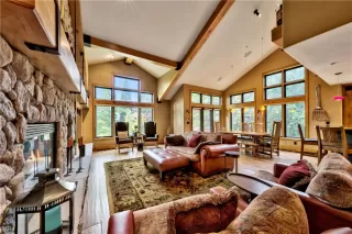 Photo #2: 1014083 Listing