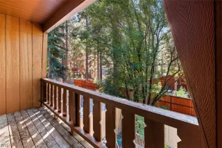 Photo #4: 1014112 Listing 