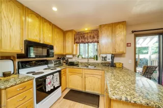 Photo #6: 1014183 Listing 