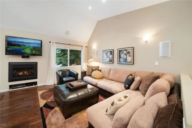 MLS: 1015259 Condo For Sale