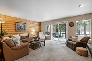 Photo #2: 1015327 Listing 