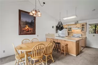 Photo #6: 1015333 Listing 