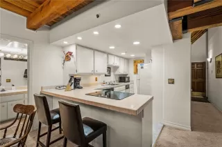 Photo #3: 1015388 Listing