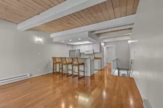 Photo #4: 1015399 Listing 