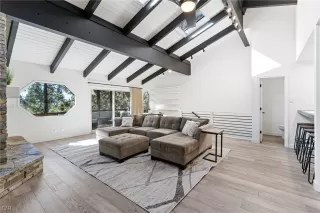 Photo #2: 1015406 Listing 