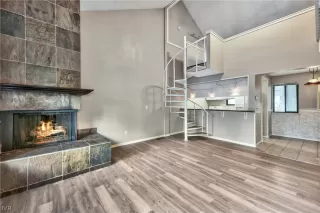 Photo #5: 1015410 Listing 