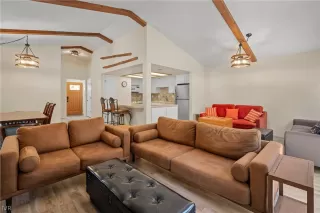 Photo #4: 1015441 Listing 