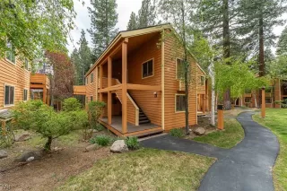 Photo #2: 1015454 Listing