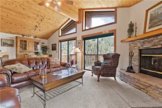 Photo #3: 1015476 Listing