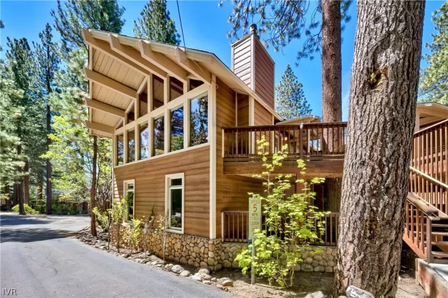 MLS: 1015486 Condo For Sale