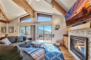 Photo #4: 1015544 Listing