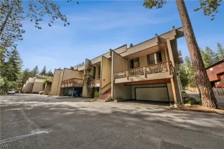 Photo #1: 1015596 Listing