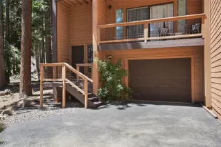 Photo #2: 1015679 Listing