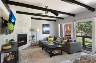 Photo #5: 1015679 Listing