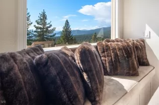 Photo #1: 1016748 Listing