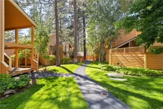 Photo #6: 1016762 Listing