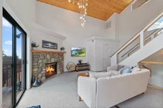 Photo #6: 1016780 Listing