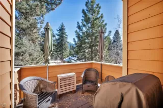 Photo #2: 1016906 Listing