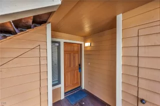 Photo #1: 1016924 Listing