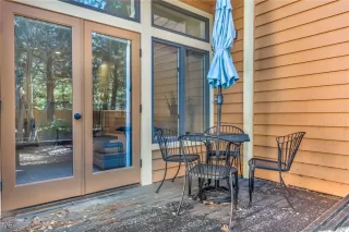 Photo #4: 1016924 Listing