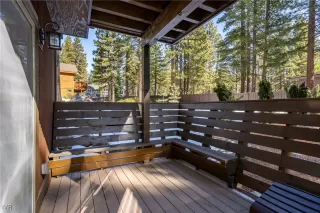 Photo #4: 1016932 Listing