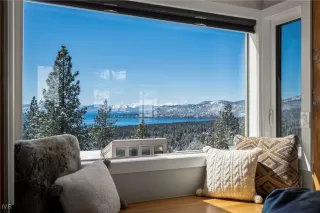 Photo #1: 1017994 Listing