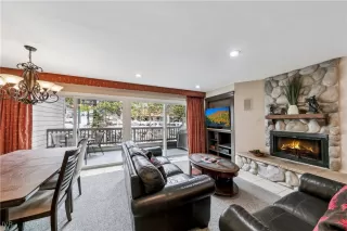 Photo #4: 1018007 Listing